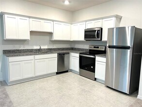 1105 Merrill St in Davenport, FL - Building Photo - Building Photo