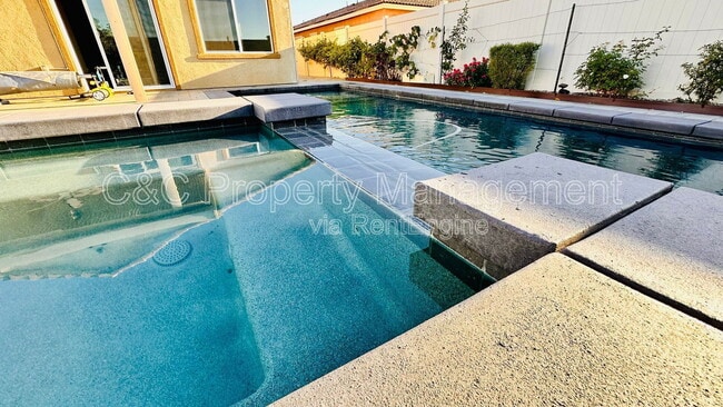 28432 Abbey Ln in Menifee, CA - Building Photo - Building Photo