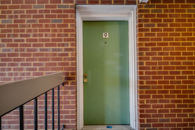 1116 Blue Ridge Dr in Harrisonburg, VA - Building Photo - Building Photo