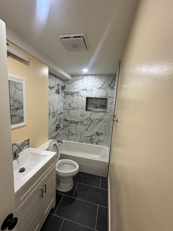 124 First St in Stoughton, MA - Building Photo - Building Photo