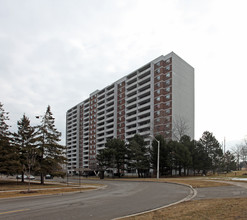 The Birches in Toronto, ON - Building Photo - Building Photo