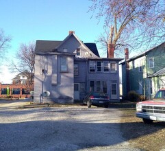 1234 Broadway St in Quincy, IL - Building Photo - Building Photo