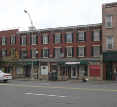 620-630 Broadway in Kingston, NY - Foto de edificio - Building Photo