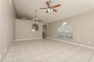 8757 Claiborne Ct in Orlando, FL - Foto de edificio - Building Photo