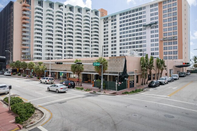 Triton Towers in Miami Beach, FL - Building Photo - Building Photo