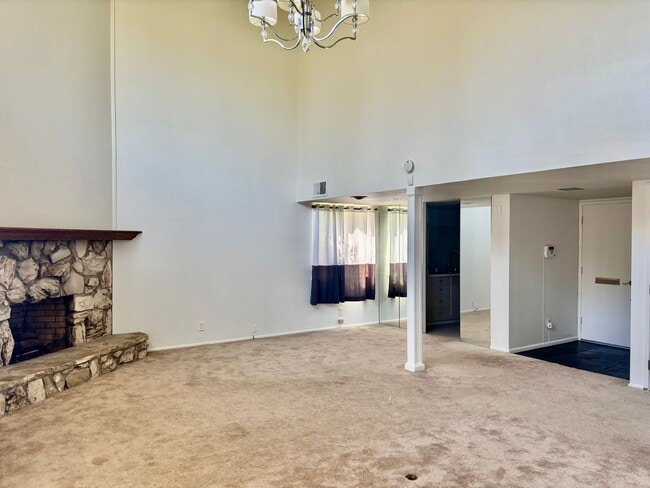 8 Miramonte Dr in Moraga, CA - Building Photo - Building Photo