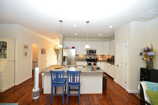 property at 824 Haversham Cl