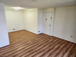 25 Liberty Ct in Galloway, NJ - Building Photo - Building Photo