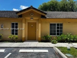 401 NE 1st Ct in Hallandale Beach, FL - Building Photo