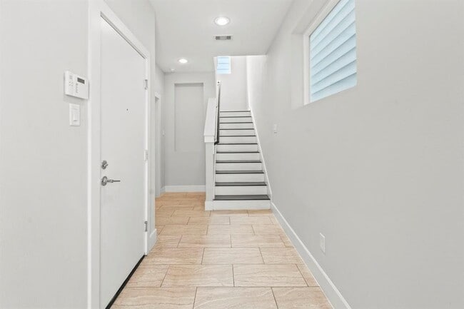 property at 2627 Hutchins St