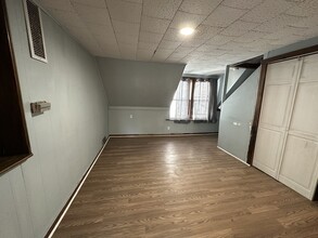270 Cottage St in Athol, MA - Building Photo - Building Photo