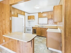 711 W 3rd Ave in Lawrenceville, VA - Building Photo - Building Photo