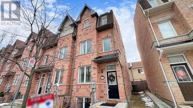 17 Kawneer Terrace in Toronto, ON - Building Photo - Building Photo