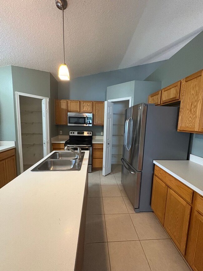 2270 Newmark Dr in Deltona, FL - Building Photo - Building Photo