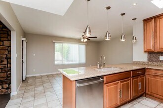 4906 S Park Dr in Tempe, AZ - Building Photo - Building Photo