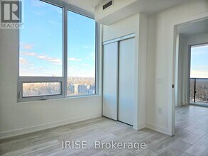 117 Broadway Ave in Toronto, ON - Building Photo - Building Photo