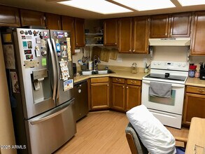 1546 N 46th St in Mesa, AZ - Foto de edificio - Building Photo