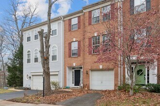 20687 Waterfall Branch Terrace in Sterling, VA - Building Photo - Building Photo