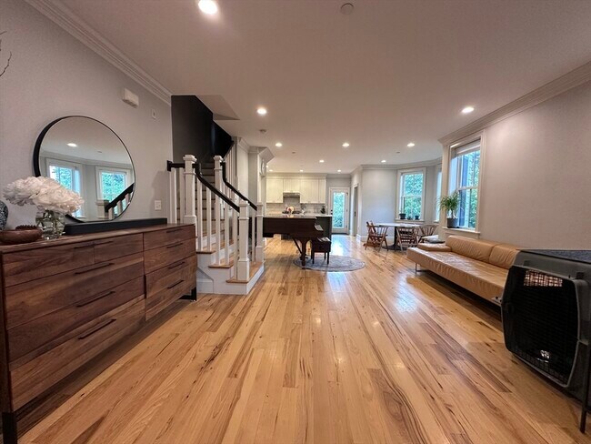44 Evergreen St in Boston, MA - Building Photo - Building Photo
