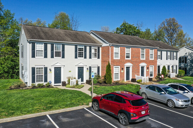 Sunbury Ridge in Columbus, OH - Building Photo - Building Photo