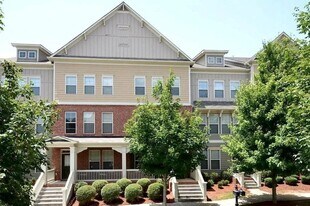 4411 Village Field Place in Suwanee, GA - Building Photo