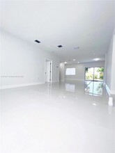 730 Alabama Ave in Fort Lauderdale, FL - Building Photo - Building Photo
