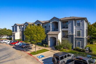 Northside on Travis in Sherman, TX - Foto de edificio - Building Photo