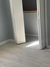 327 NE Skyline Cir in Lawton, OK - Building Photo - Building Photo