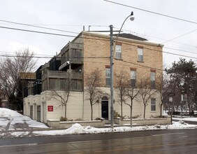 918 King St W in Toronto, ON - Building Photo - Building Photo