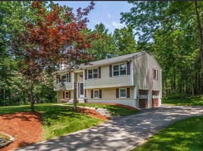 17 Garvin Rd in Derry, NH - Building Photo - Building Photo