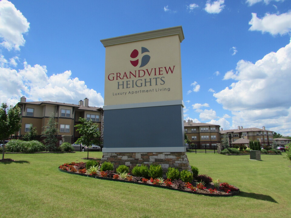 Grandview Heights Apartments in Glenpool, OK - Foto de edificio