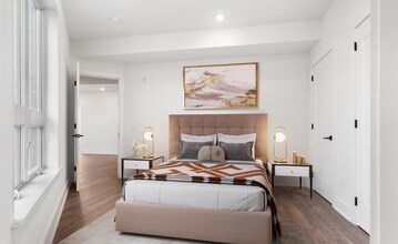 1721 Ridge Ave in Philadelphia, PA - Foto de edificio - Building Photo