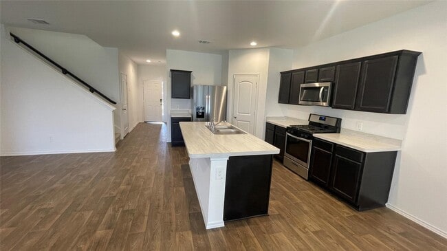 12418 Pelican Bay Dr