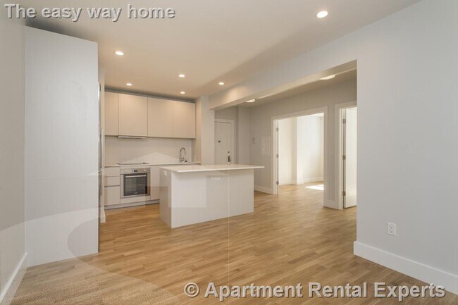 136 Highland Ave, Unit #15