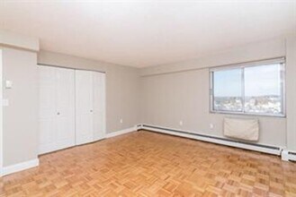 1025 Hancock St in Quincy, MA - Building Photo - Building Photo