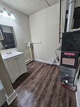 114 N 7th St-Unit -114.5 N 7th St in Knoxville, IA - Building Photo - Building Photo