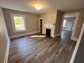 104 E B Ave in Easley, SC - Building Photo - Building Photo