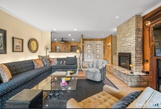 92 Kenmore Rd in Bloomfield, CT - Building Photo - Building Photo