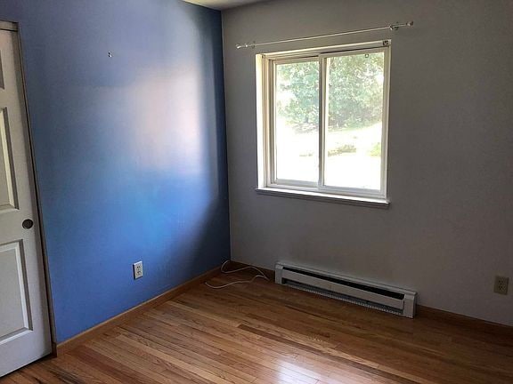 property at 15 Hudson Heights Dr