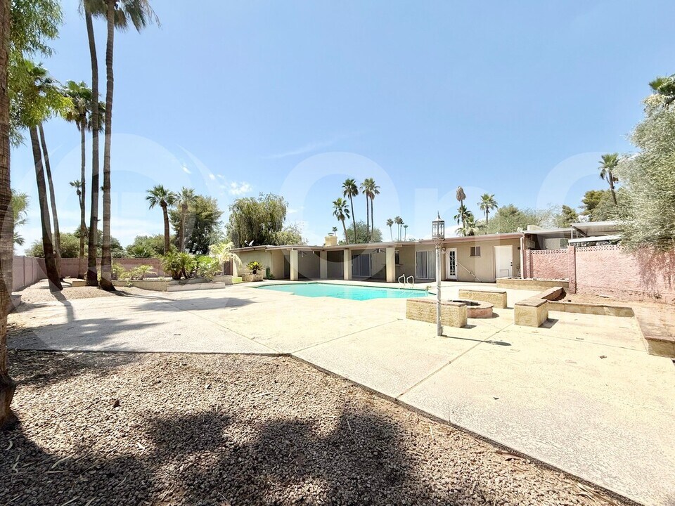 5539 E Bloomfield Rd in Scottsdale, AZ - Foto de edificio