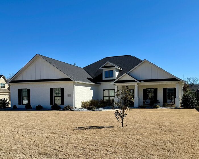 111 Park Trail Dr in Madison, AL - Foto de edificio