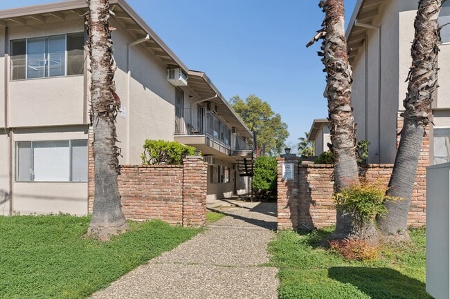 Palora Apartments