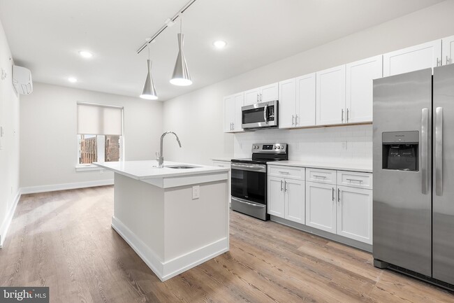 property at 214 Vine St