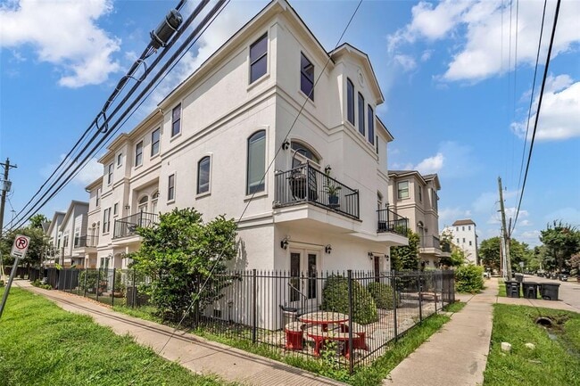 property at 5501 Petty St