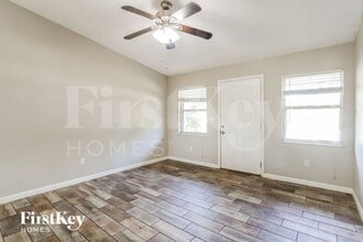 6522 Dorchester Rd in Lakeland, FL - Building Photo - Building Photo