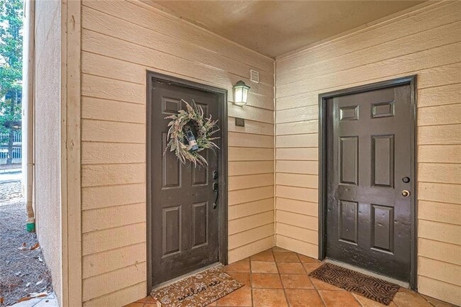 3777 Peachtree Rd NE, Unit 1006 in Brookhaven, GA - Building Photo - Building Photo