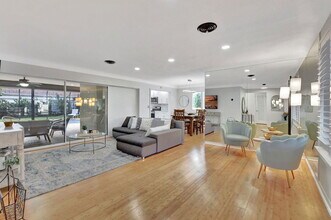 798 E Boca Raton Rd in Boca Raton, FL - Building Photo - Building Photo