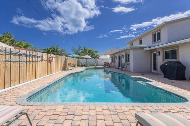 property at 1660 NE 25th Ave
