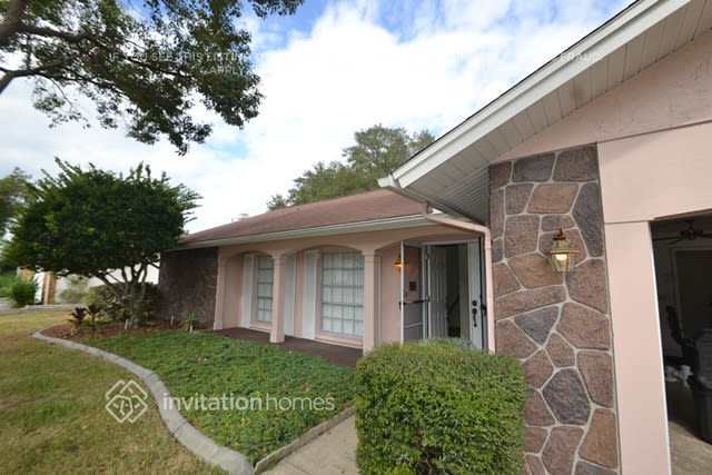 8405 Reynolds Dr in Hudson, FL - Building Photo - Building Photo