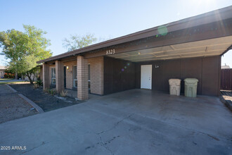 8323 N 57th Dr in Glendale, AZ - Building Photo - Building Photo